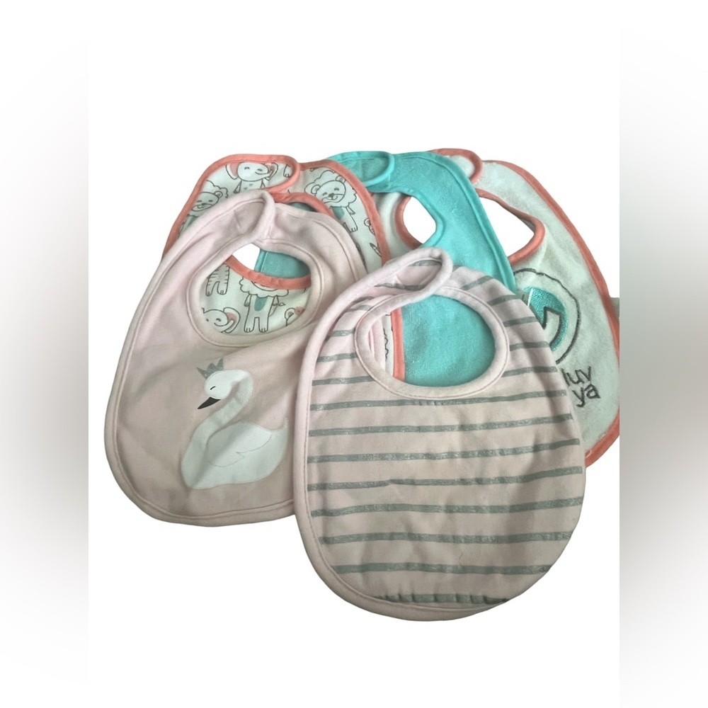 Bundle of Baby Girl Bibs. 5 Pair. Clothe colorful Pink, White and Blue.